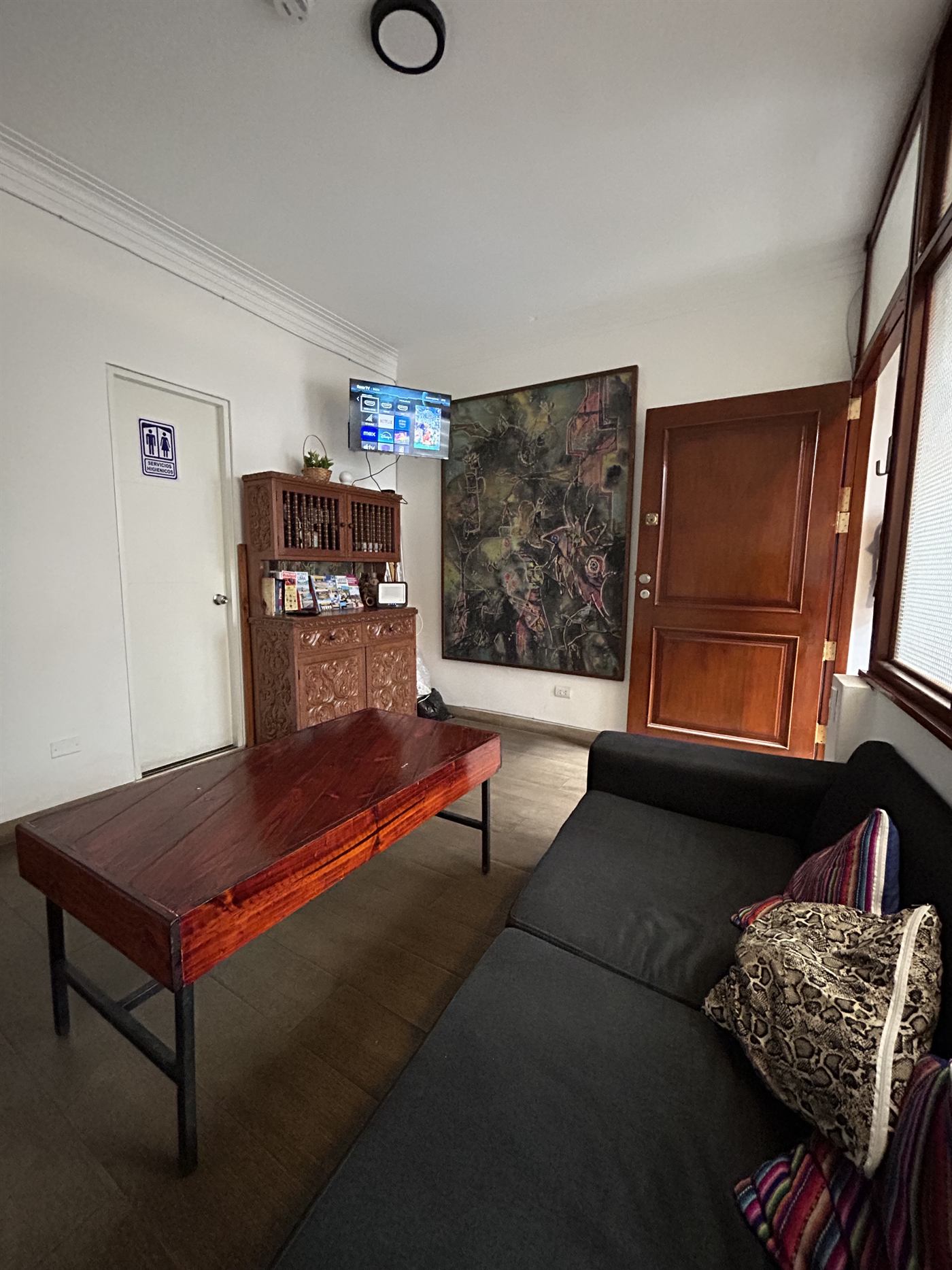 Sala común y recepción de Casa Águila y Cóndor